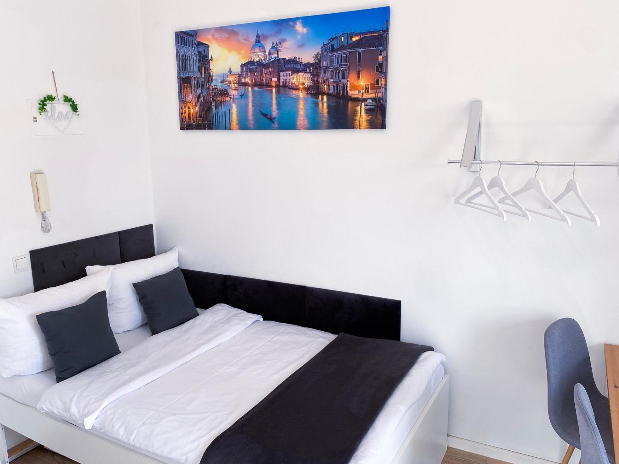Zwei Apartments Fuer Gruppen - Phantasialand, Koeln, Bonn Brühl Exterior foto